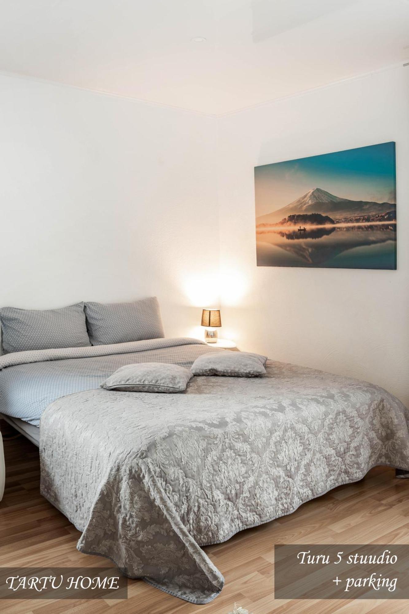 City Center Turu Str Apartments, Parking, Tartu Home Ngoại thất bức ảnh